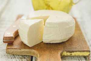 Kuinka tehdä suluguni-juustoa