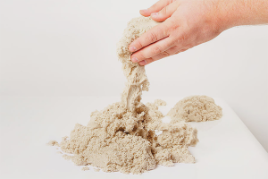 Kuinka tehdä kineettinen hiekka