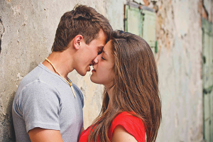 Hvordan tipse en fyr til et kyss